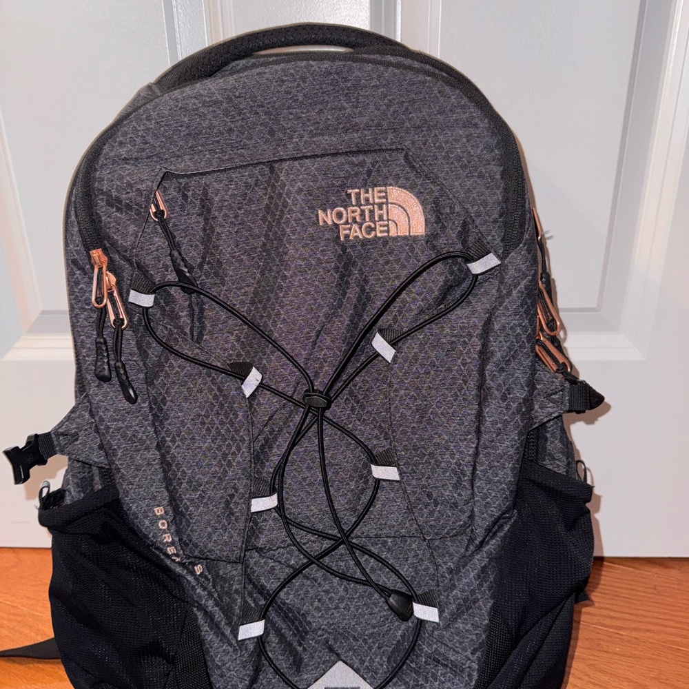 The North Face Gray and Black Backpack with Padded Straps